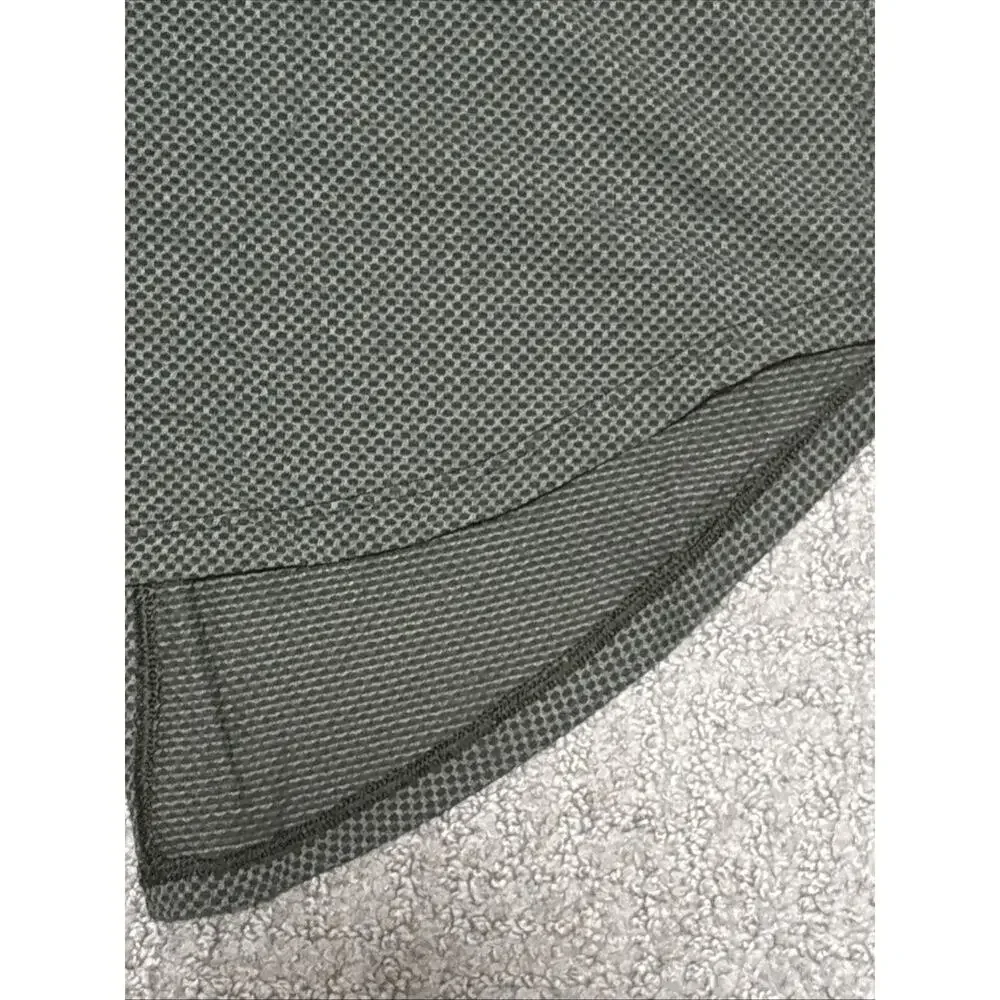 Lululemon Open Up Tank Olive Green textured breathable mesh fabric Size 4 NWOT